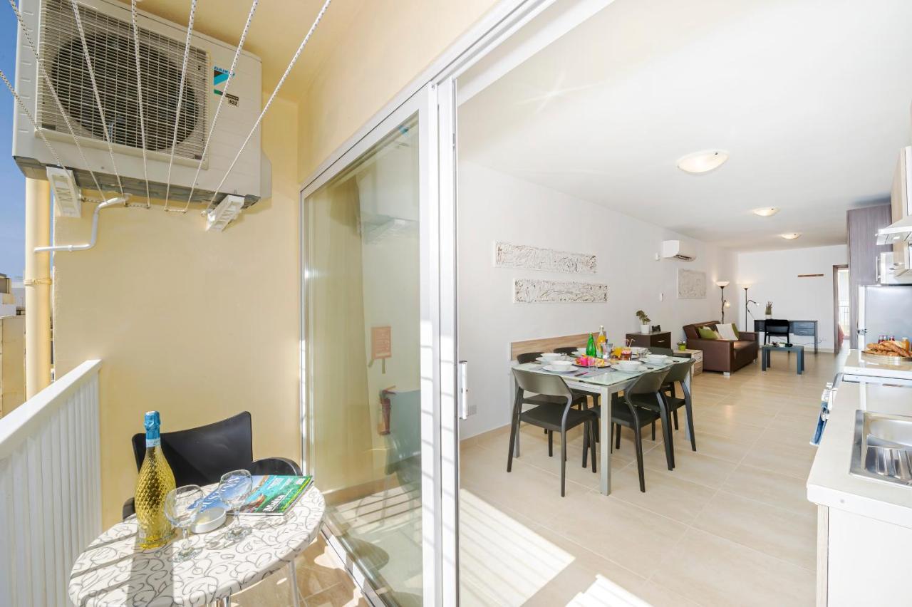 Summer Breeze Comfort Sunny Apartments Close To The Sandy Beaches - By Getawaysmalta Mellieha Luaran gambar