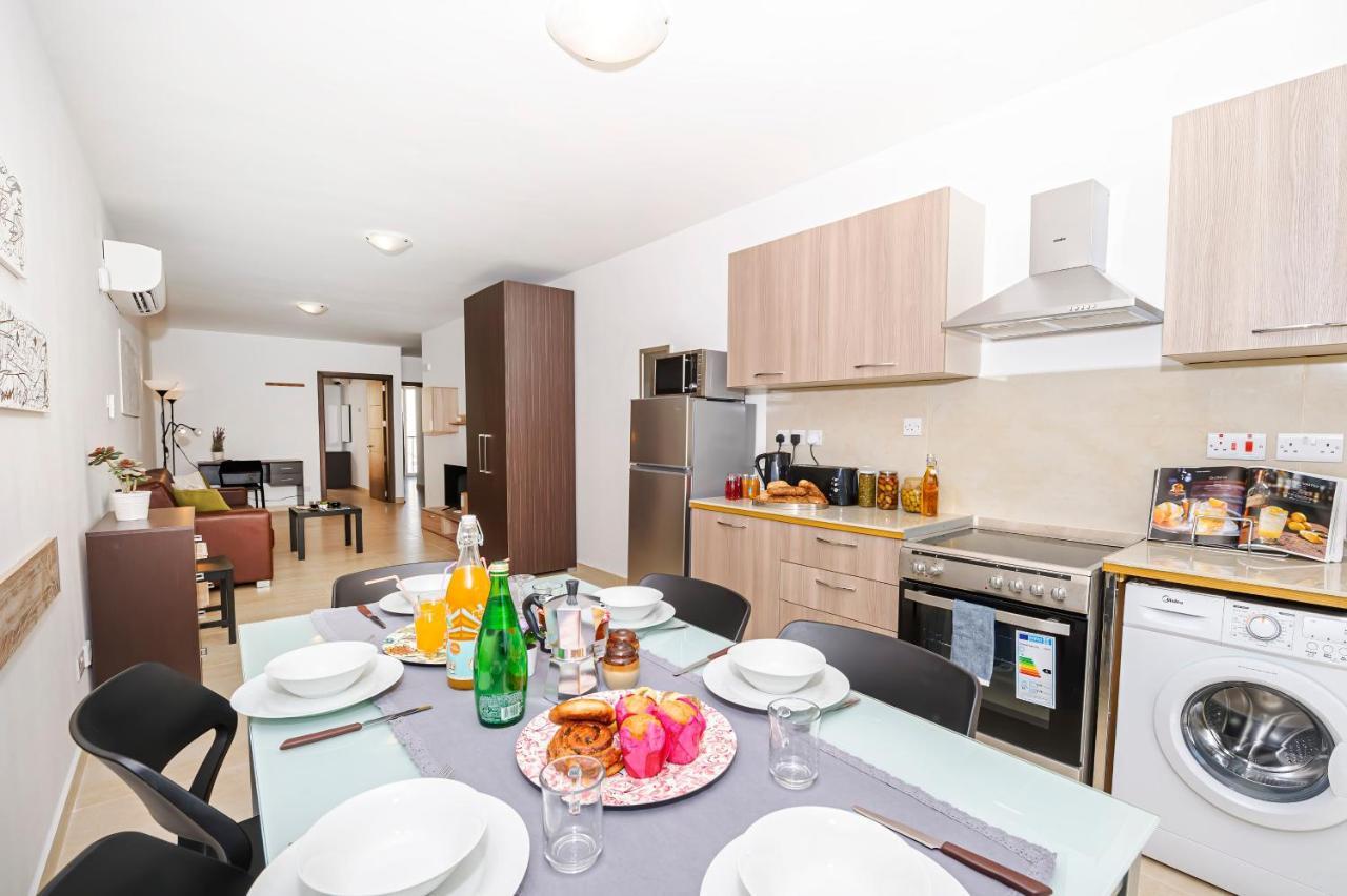 Summer Breeze Comfort Sunny Apartments Close To The Sandy Beaches - By Getawaysmalta Mellieha Luaran gambar