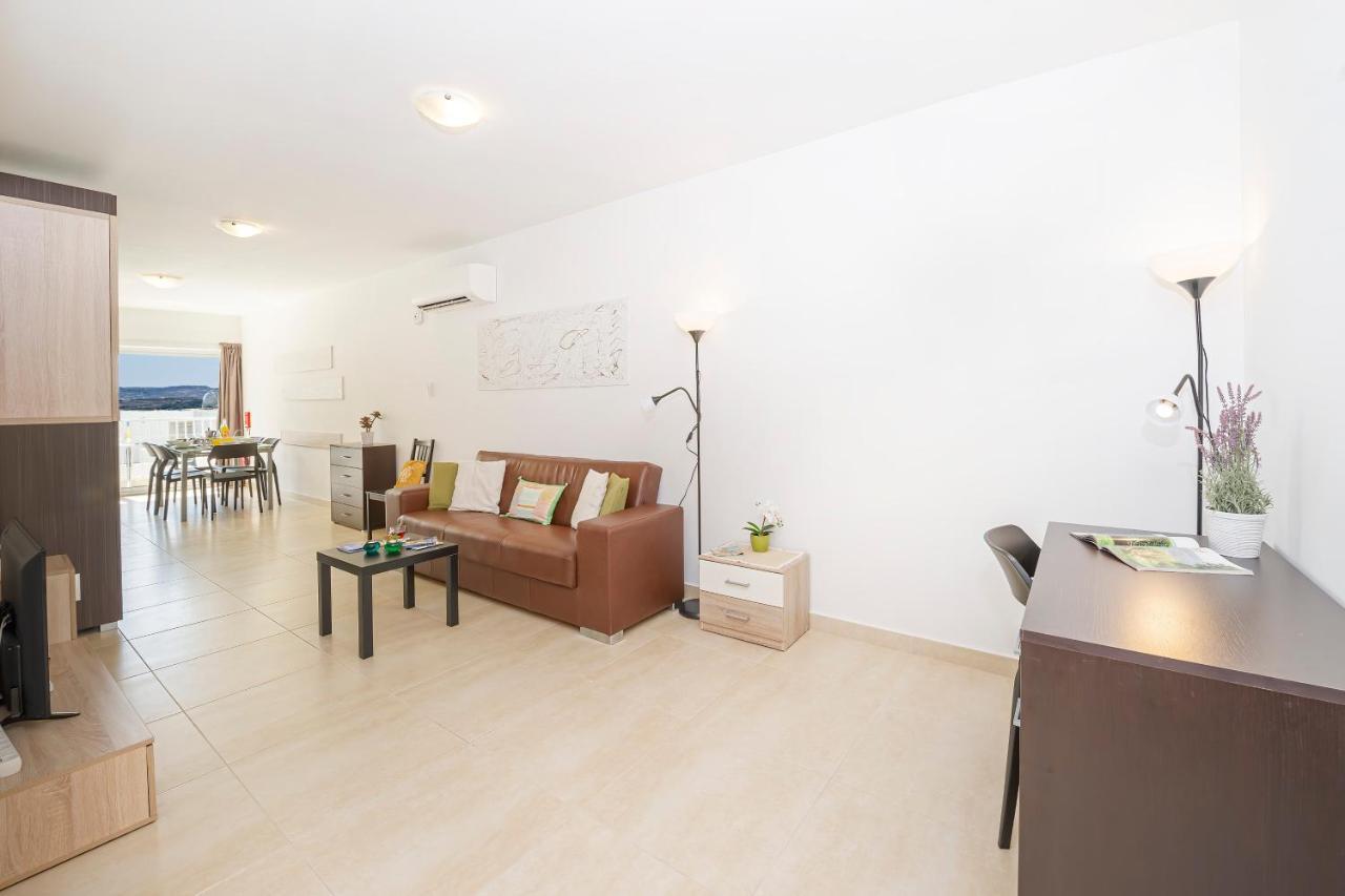Summer Breeze Comfort Sunny Apartments Close To The Sandy Beaches - By Getawaysmalta Mellieha Luaran gambar