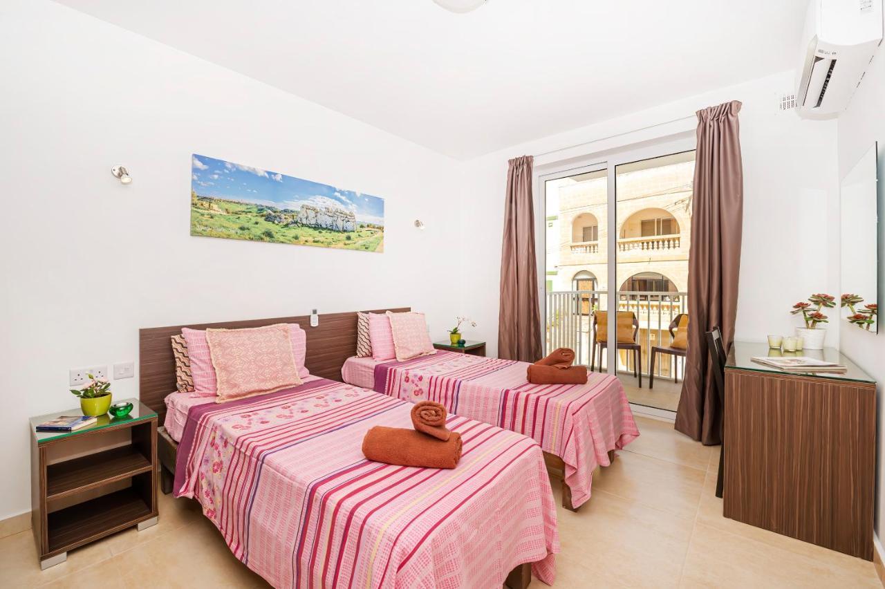 Summer Breeze Comfort Sunny Apartments Close To The Sandy Beaches - By Getawaysmalta Mellieha Luaran gambar