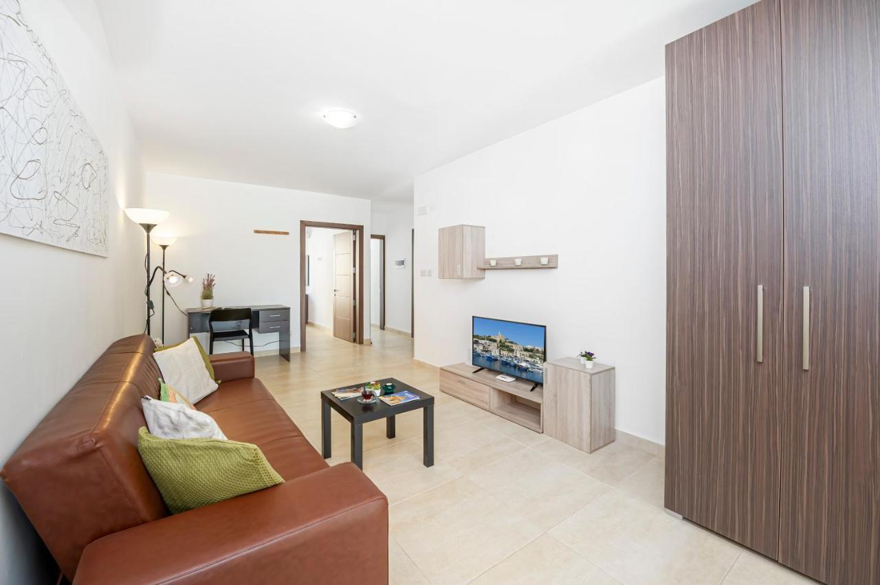 Summer Breeze Comfort Sunny Apartments Close To The Sandy Beaches - By Getawaysmalta Mellieha Luaran gambar