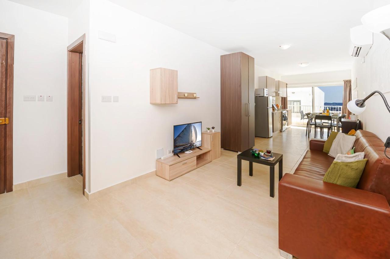 Summer Breeze Comfort Sunny Apartments Close To The Sandy Beaches - By Getawaysmalta Mellieha Luaran gambar